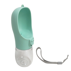 Poidło przenośne dla zwierząt turystyczne Butelka miska na wodę przenośna turystyczna poidło bidon dla psa butelka z miską zdjęcie nr 2