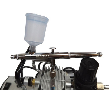 Zestaw malarski kompresor mini z aerografem AB131E AB-131E AB 131E dyszą 0,3mm marki Magma zdjęcie nr 4