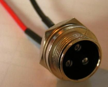 GNIAZDO DO ŁADOWARKI DO SKUTERA Z BOLCAMI zdjęcie nr 2