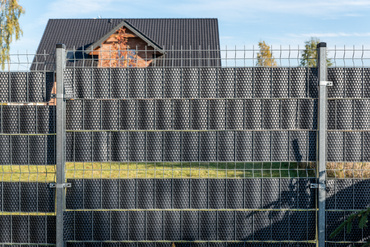 Taśma ogrodzeniowa technorattanowa, osłona płotu, 1200 g/m2 19x255cm RD17 Jasnoszary zdjęcie nr 4