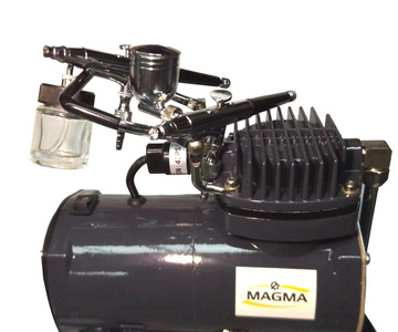 Zestaw do malowania kompresor do aerografów TC-80T z butlą 3l + aerograf TG-132 i TG-134 zdjęcie nr 5